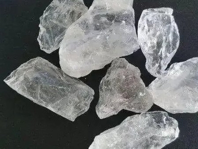 高纯石英石的矿物质组成结构